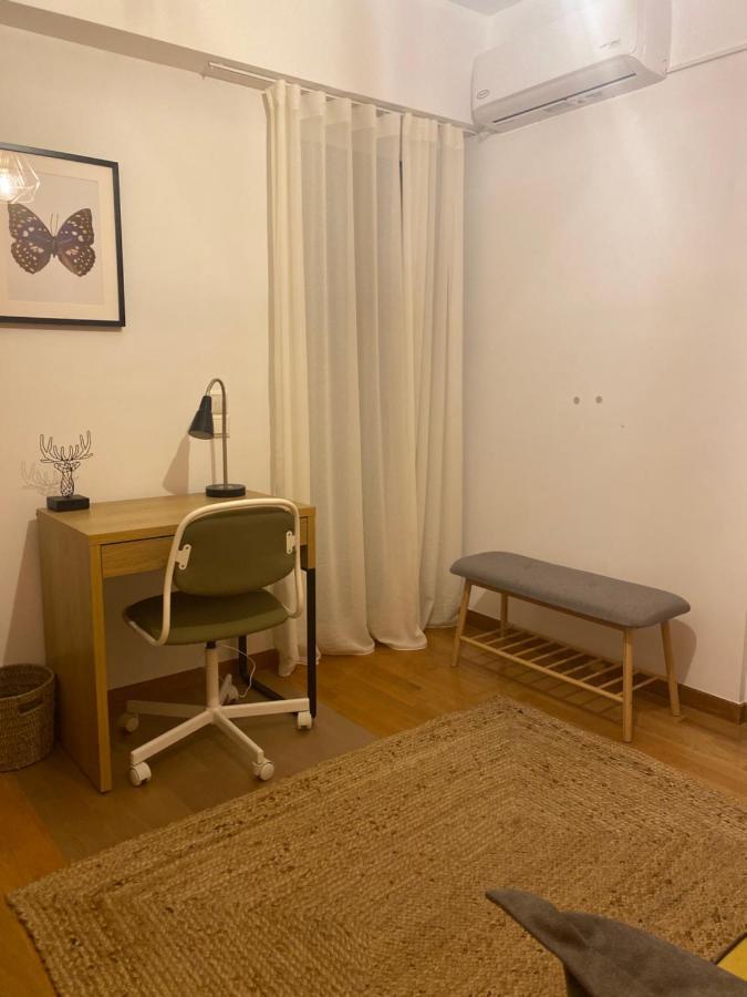 Little John Luxury Apartment Пирея Екстериор снимка