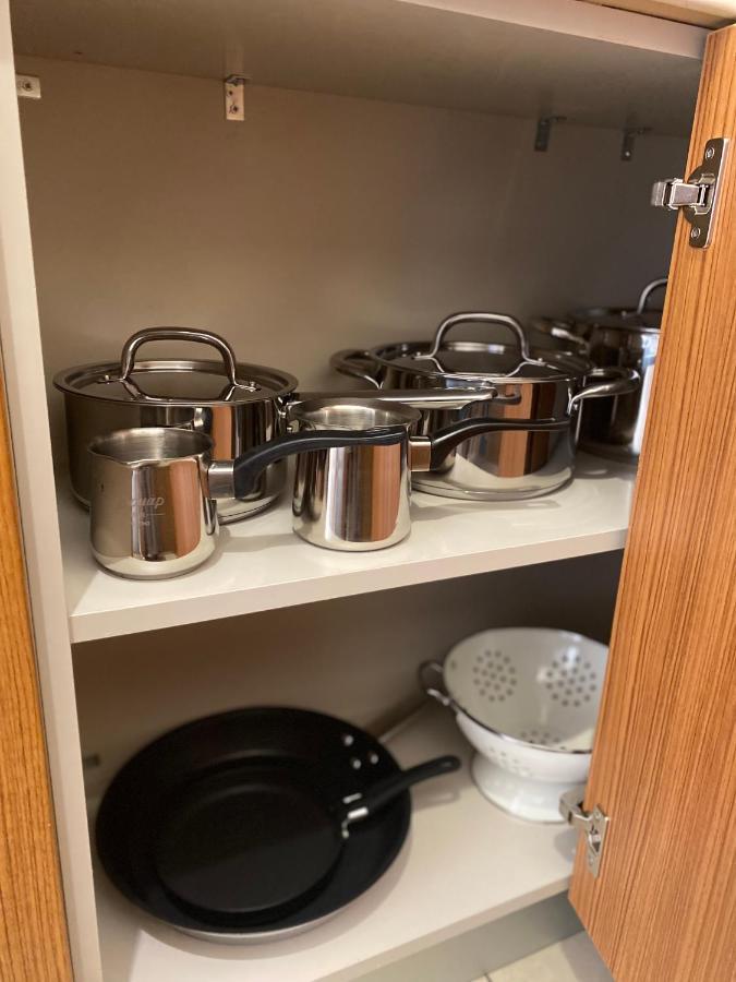 Little John Luxury Apartment Пирея Екстериор снимка
